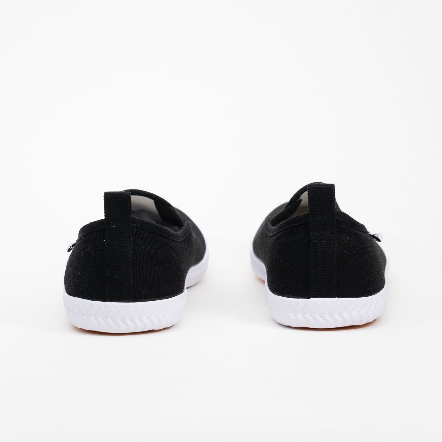 TOMY SLIP ON